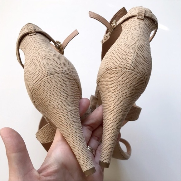 Sigerson Morrison Women's Marino Diamond Sandals - Picture 6 of 8